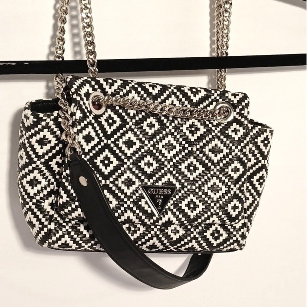 GUESS Small Shoulder Bag Black/White Geometric Gold Chain Strap